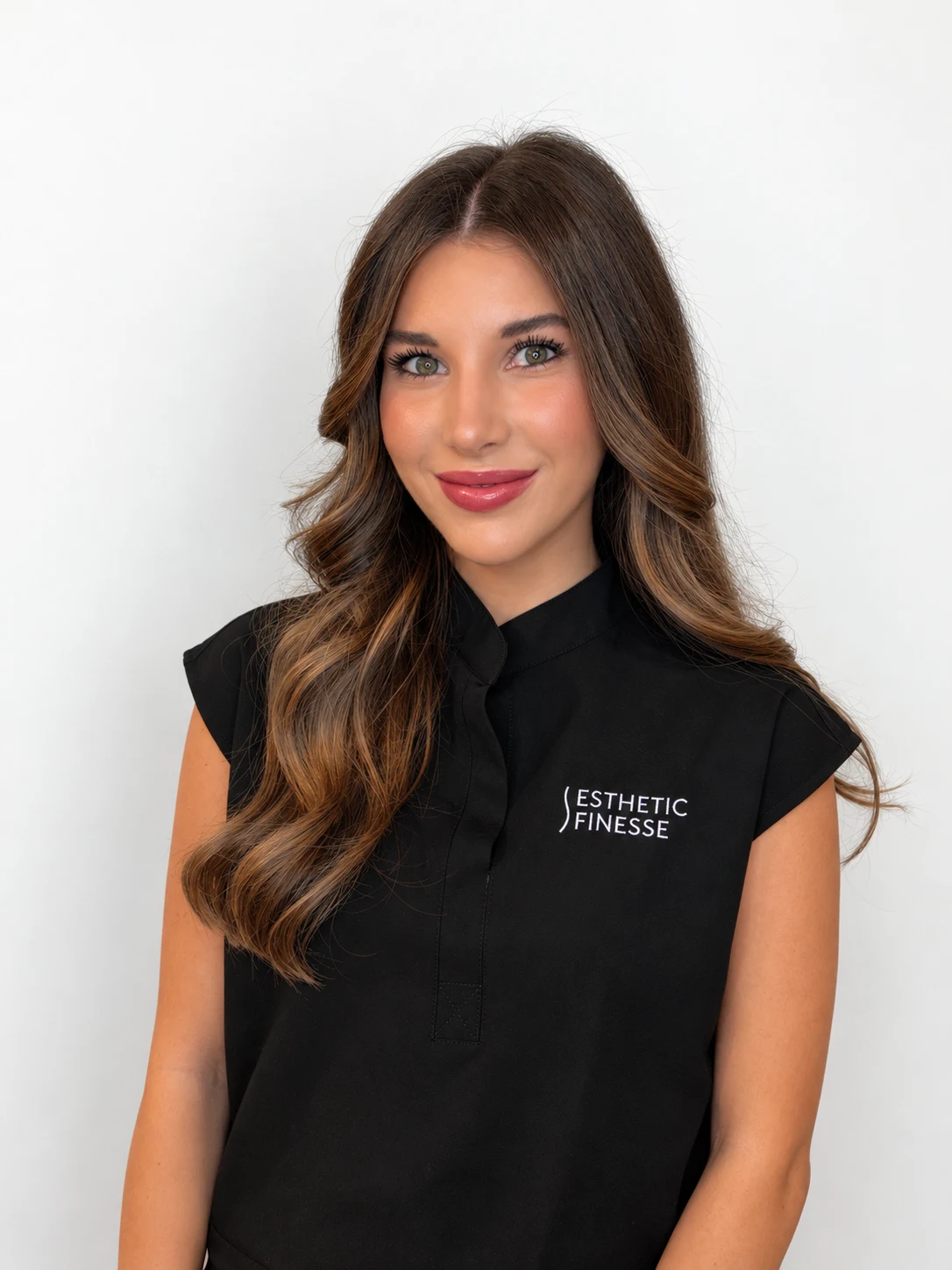 Jordyn Wiebort, Front Desk Coordinator